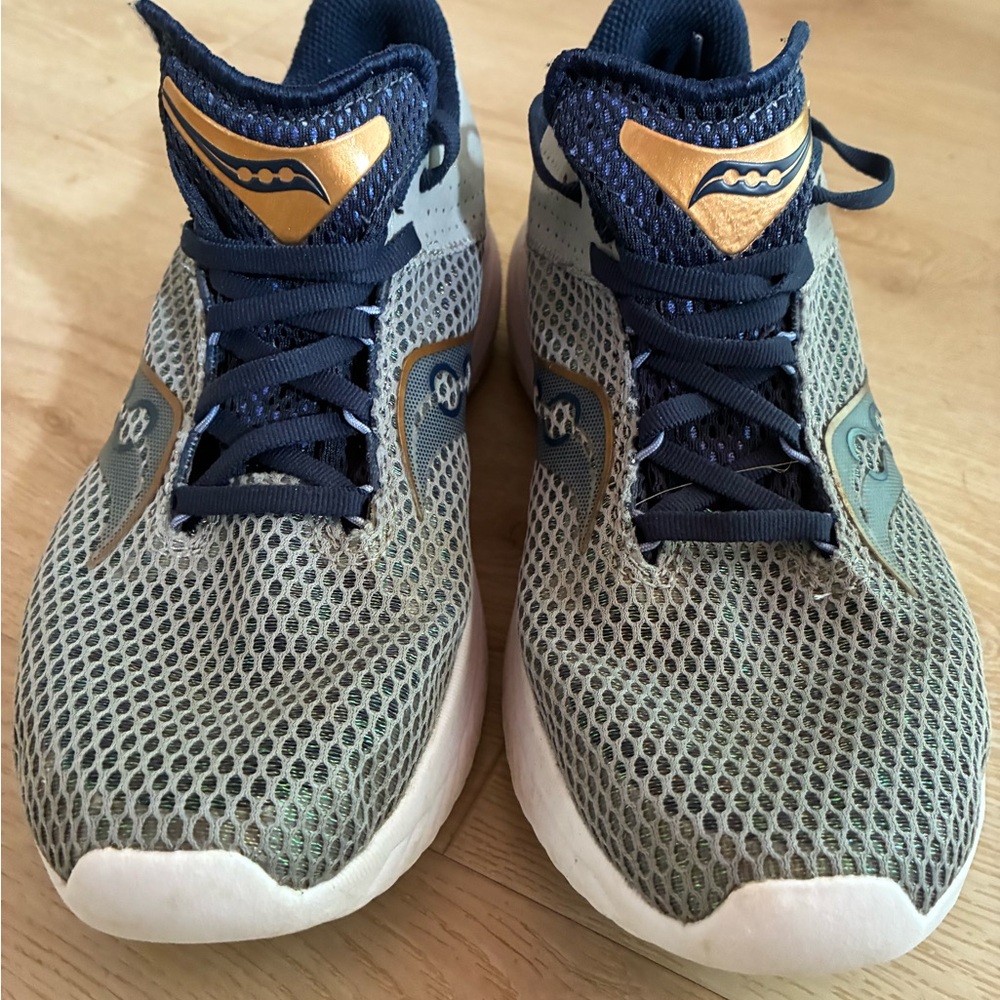 Saucony Men's Blue and Gold Athletic Shoes